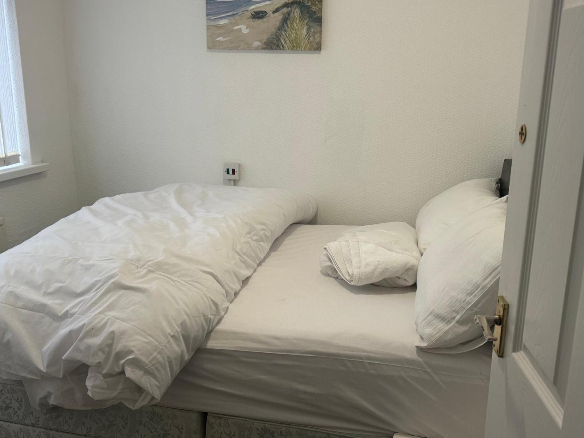 Komegloba Exquisite Room Manchester Bagian luar foto